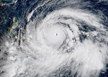 Ciclone e ventos fortes na China cancelam voos e adiam o retorno de Wellington Dias